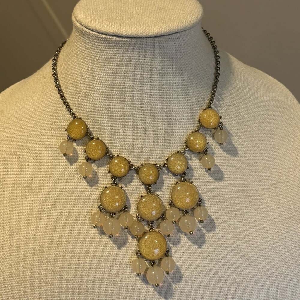 Vintage Gold Tone Yellow Acrylic Cream Bead Bib Necklace